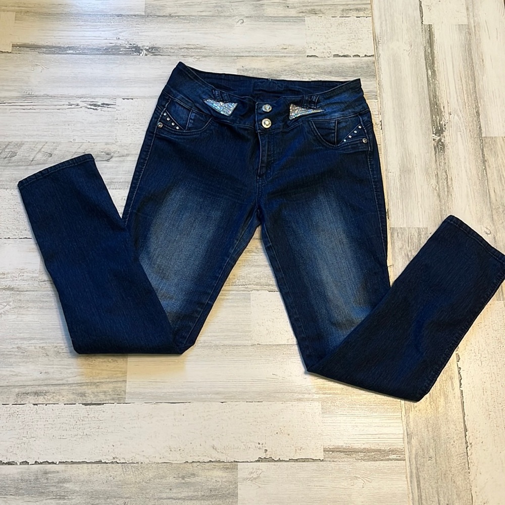 Silver Diva. Size 16. Embellished jeans.